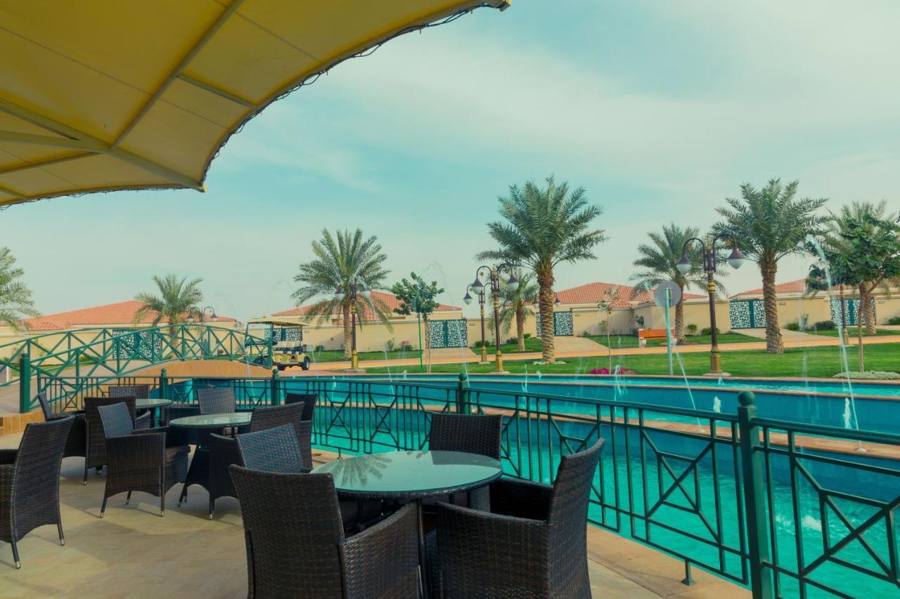 Swiss International Hotel Villas Unaizah - Al Qassim Extérieur photo